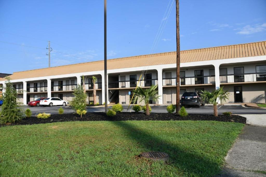 Motel Baymont By Wyndham Macon I-75 Exterior foto