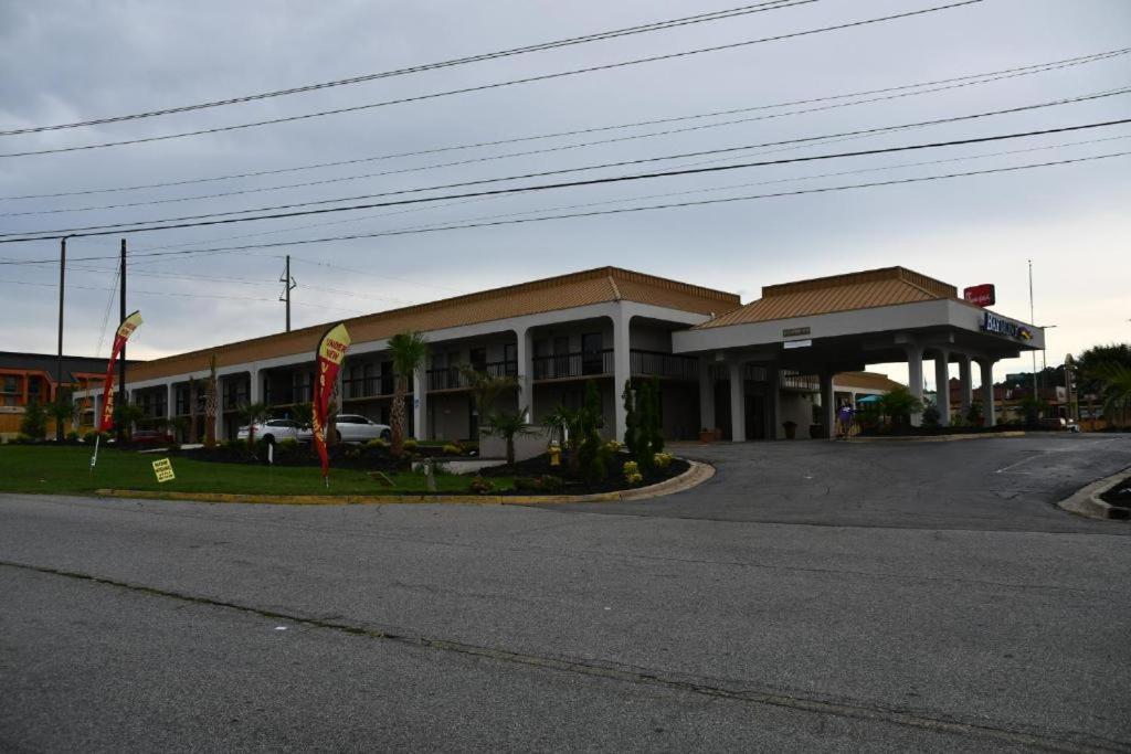 Motel Baymont By Wyndham Macon I-75 Exterior foto